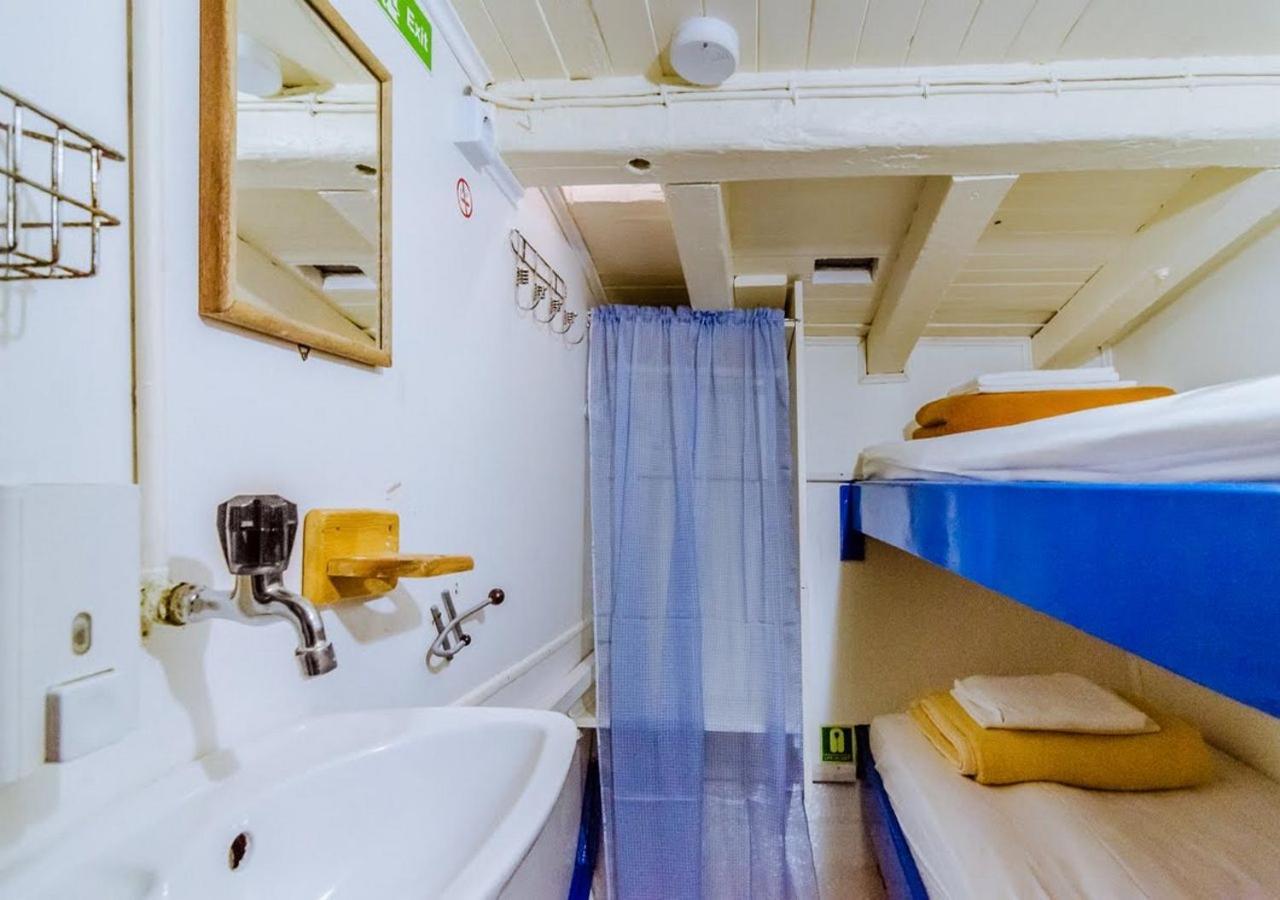 Rhythm Floating Hostel - Задар Экстерьер фото