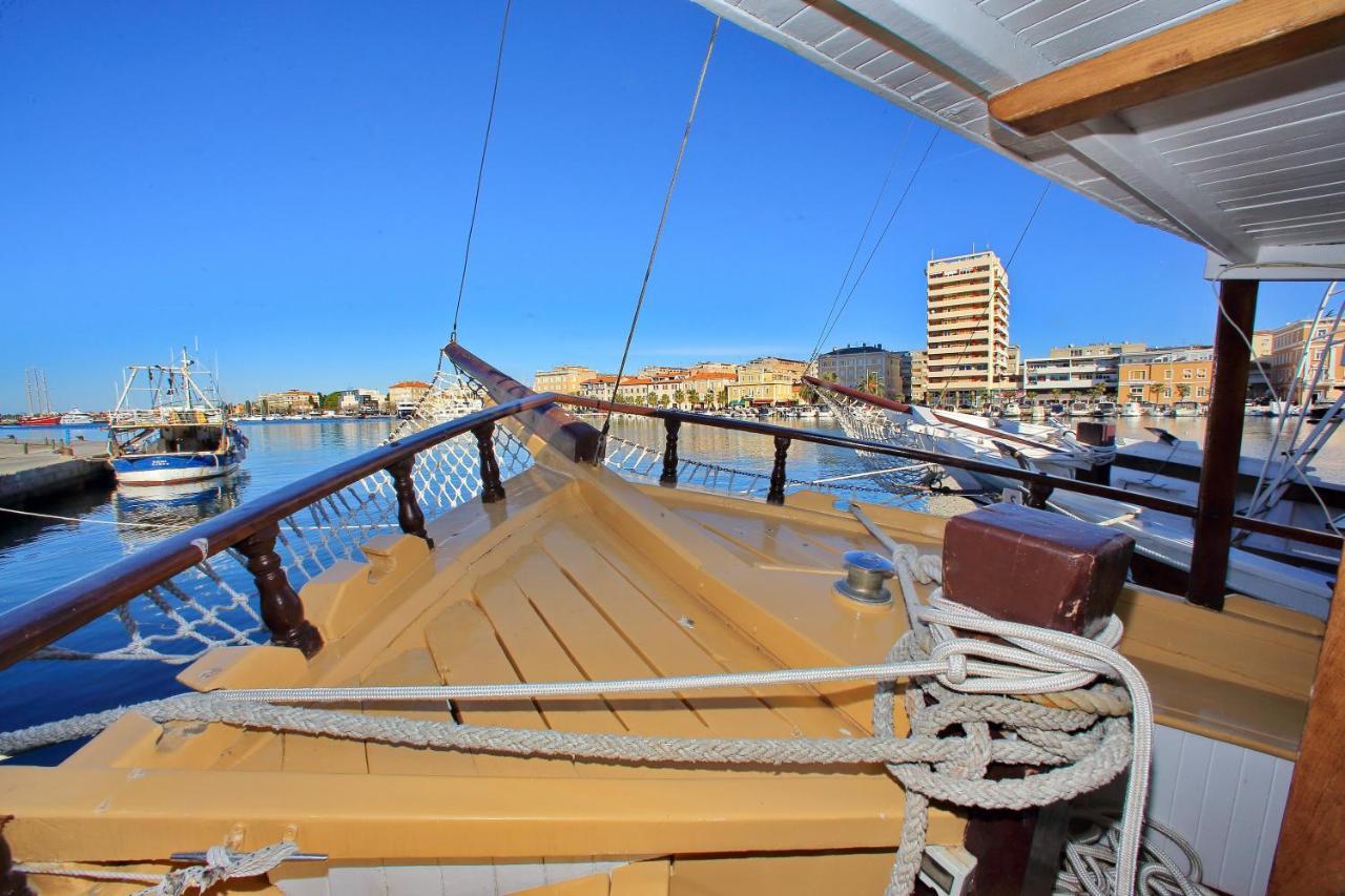 Rhythm Floating Hostel - Задар Экстерьер фото