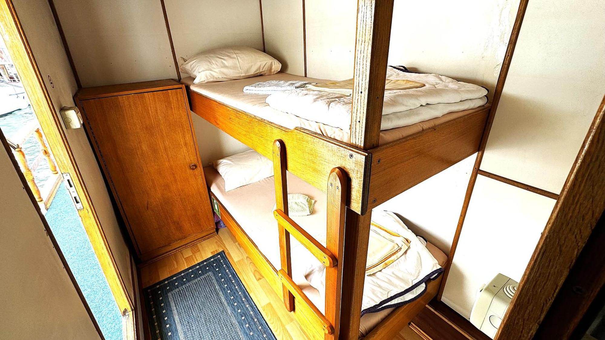 Rhythm Floating Hostel - Задар Экстерьер фото